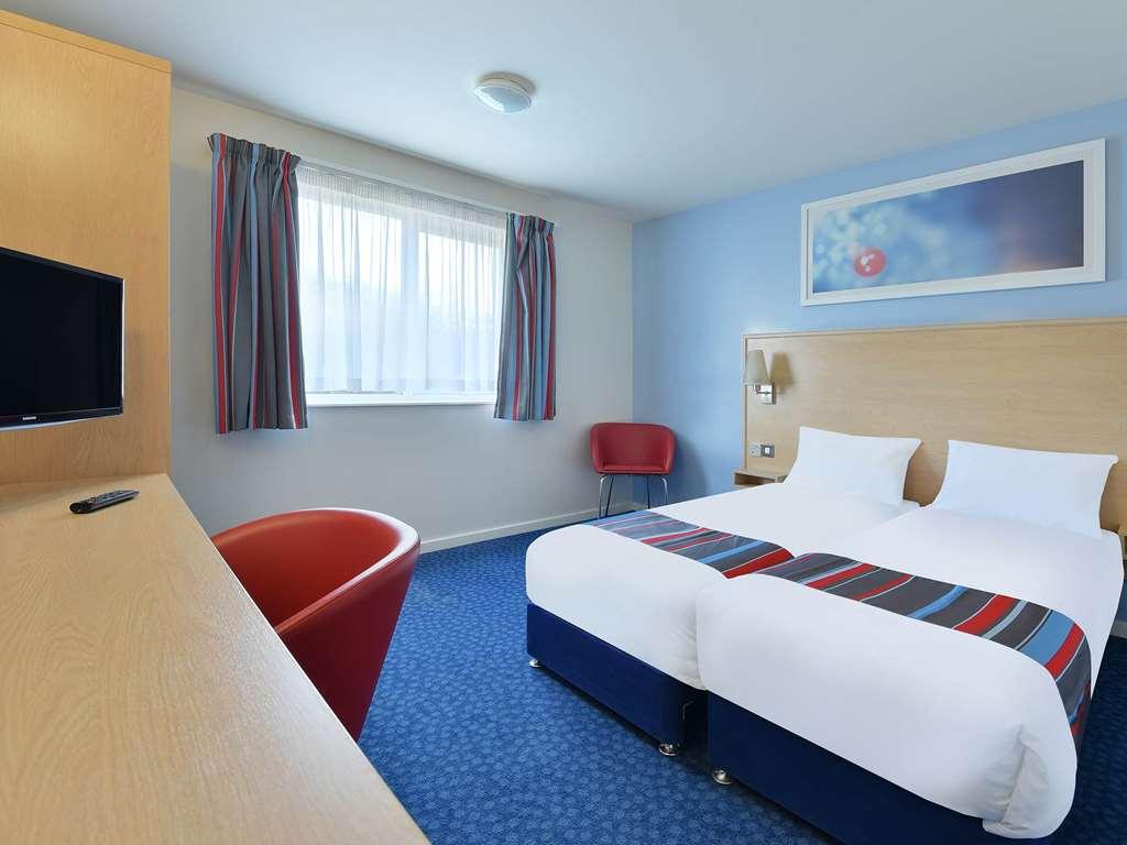 Travelodge Newcastle Whitemare Pool Low Walker Номер фото