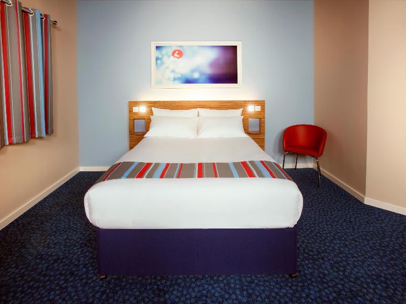 Travelodge Newcastle Whitemare Pool Low Walker Екстер'єр фото