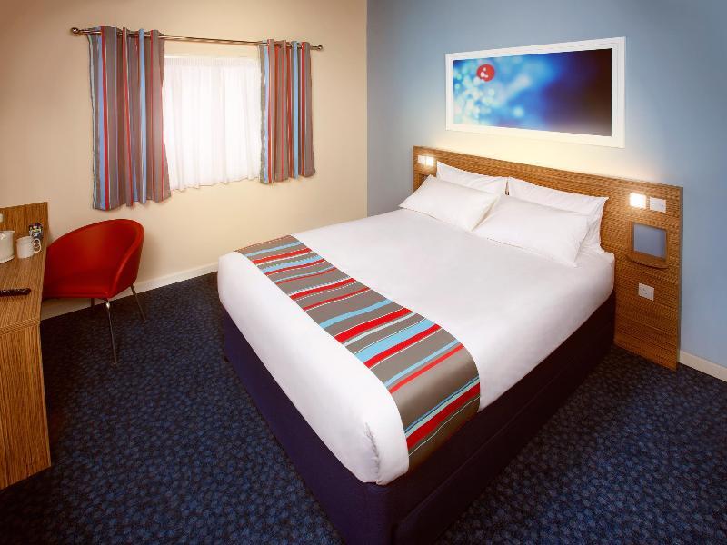 Travelodge Newcastle Whitemare Pool Low Walker Екстер'єр фото