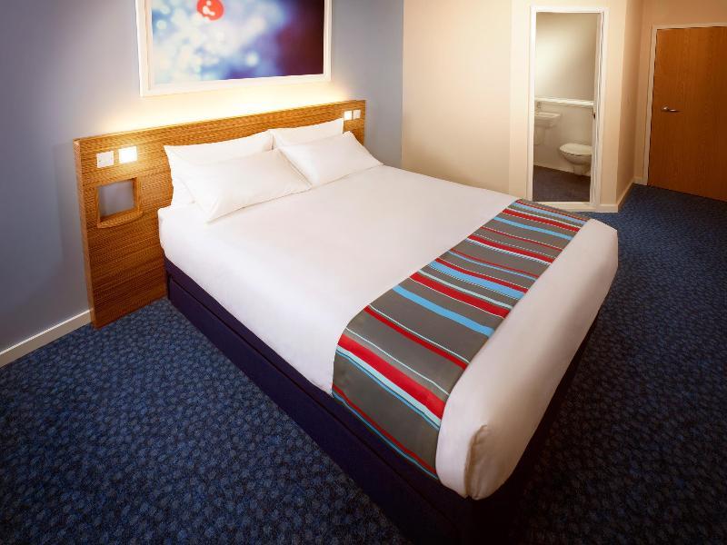 Travelodge Newcastle Whitemare Pool Low Walker Екстер'єр фото